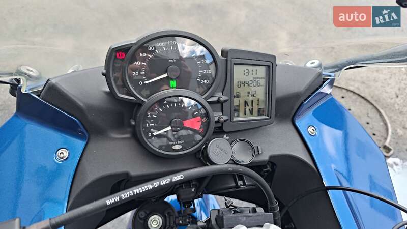 BMW F 800ST