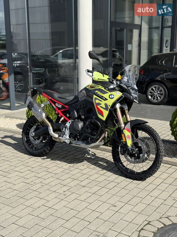 BMW F 900 GS