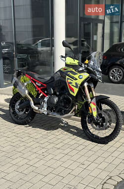 BMW F 900 GS  2025