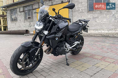 BMW F 900R  2024