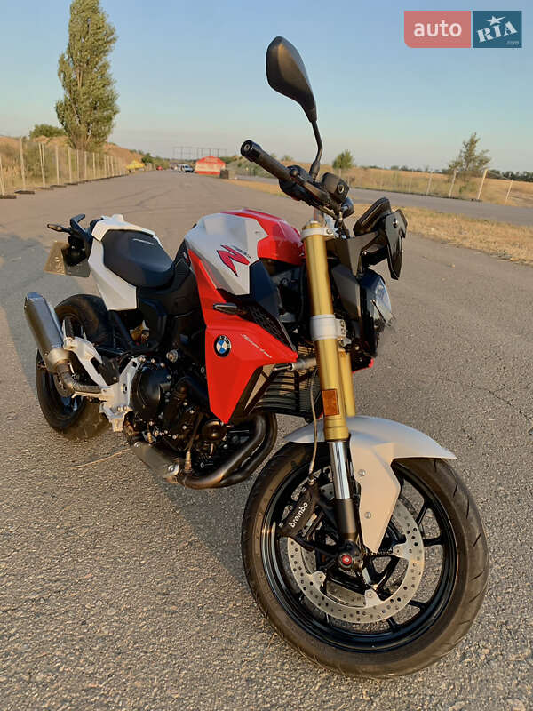 BMW F 900R