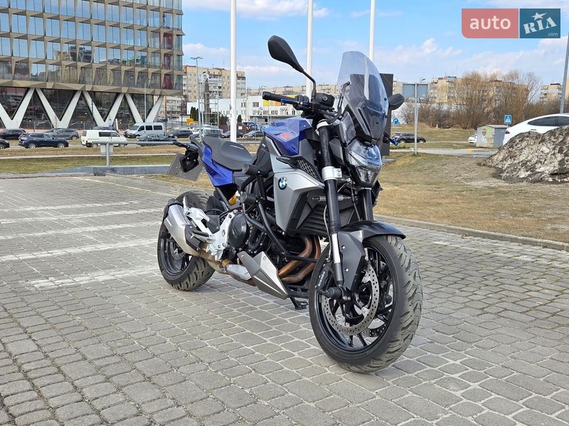 Мотоцикл Без обтікачів (Naked bike) BMW F 900R