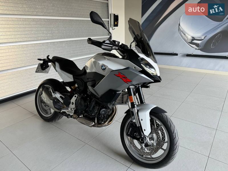 Мото BMW F 900XR