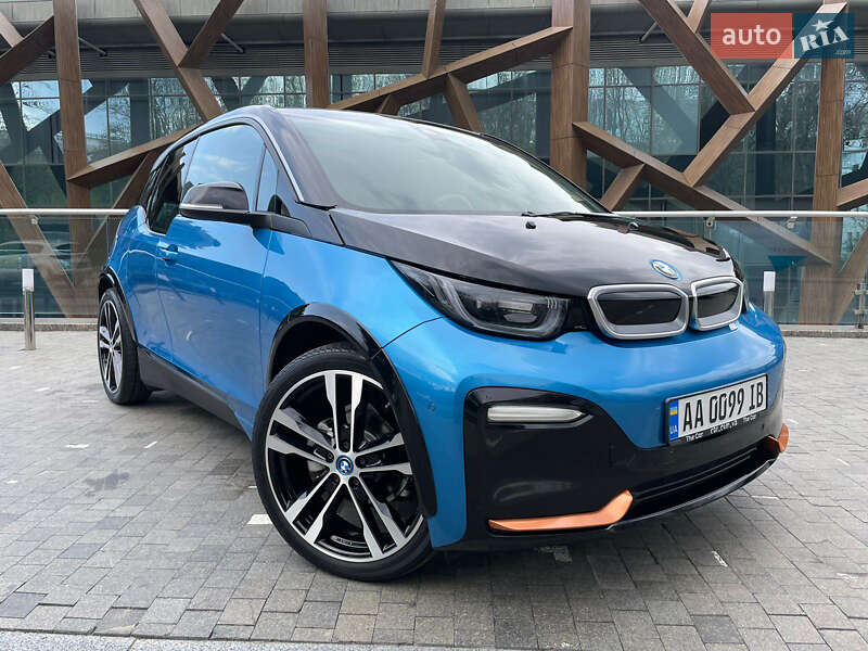 Хетчбек BMW I3