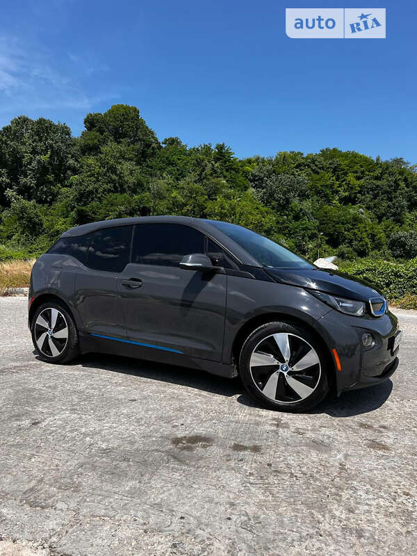 BMW I3