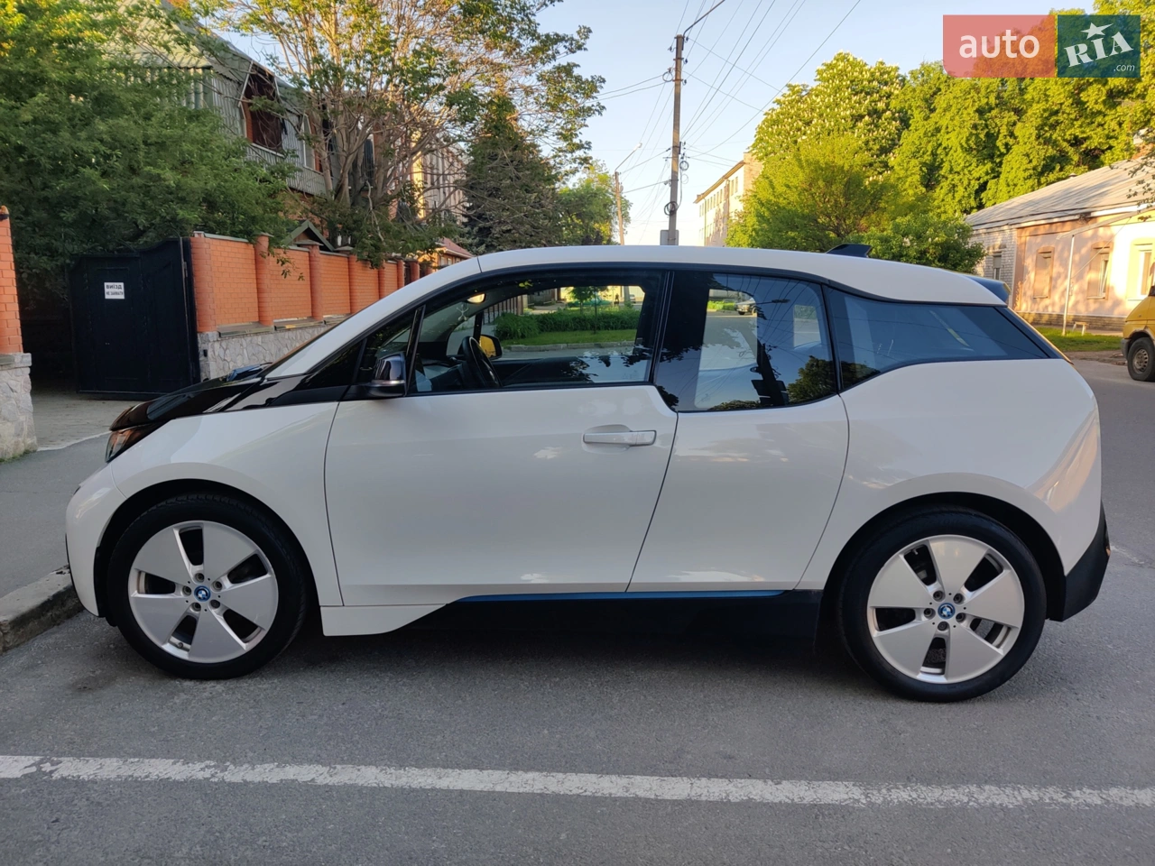 2017 BMW i3 - мініатюра 3