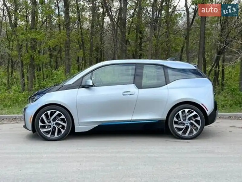 BMW I3