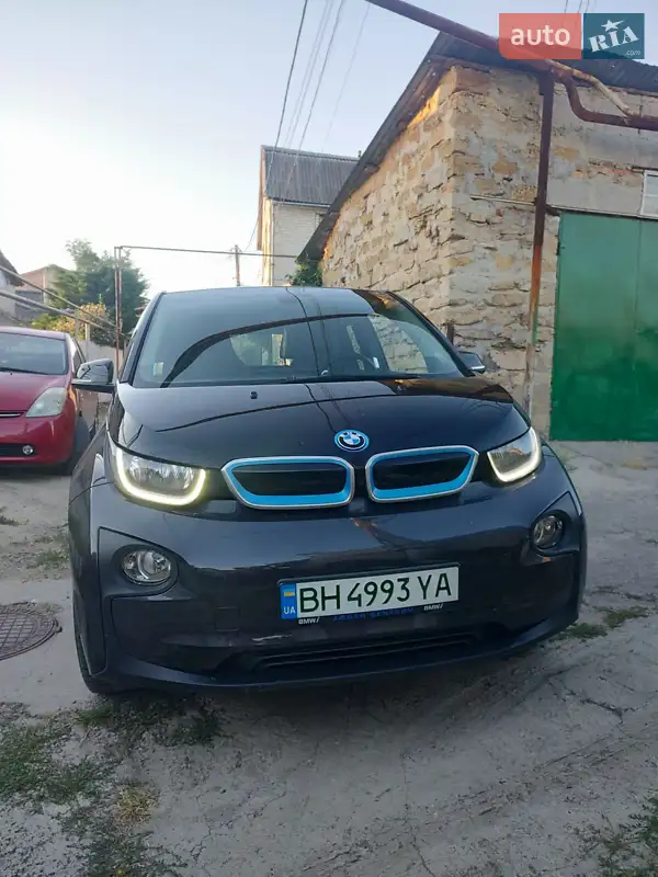 BMW I3