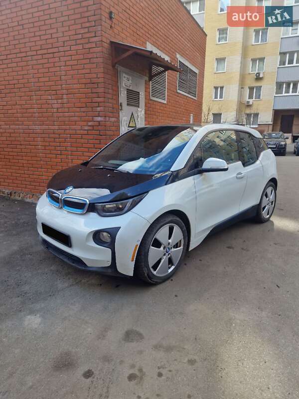BMW I3