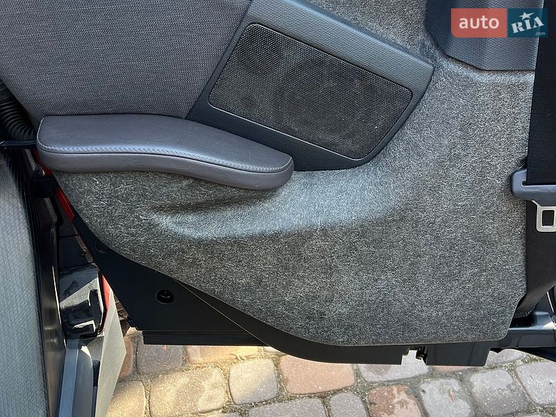 Хэтчбек BMW I3 2014 в Киеве