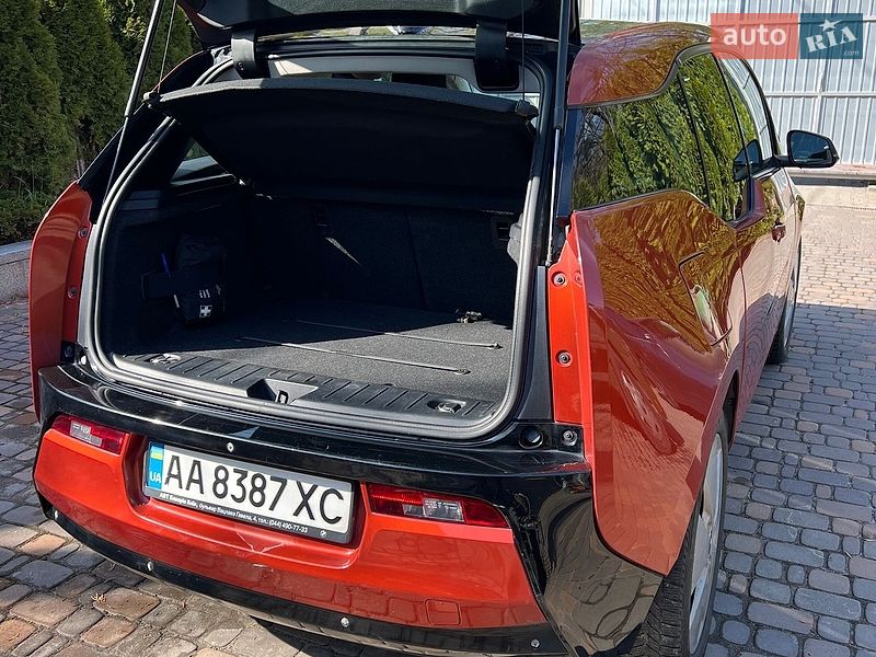 Хэтчбек BMW I3 2014 в Киеве