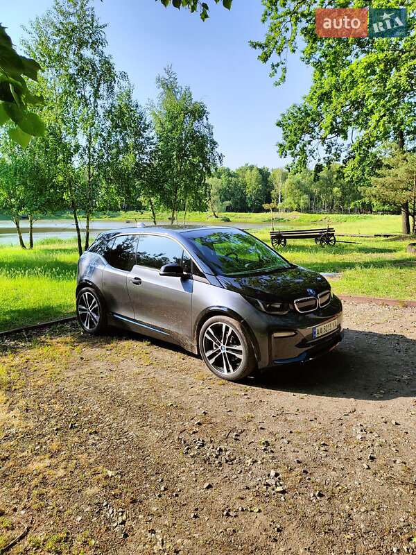 BMW i3S