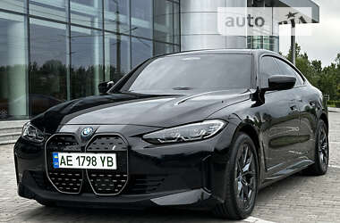 BMW i4  2023