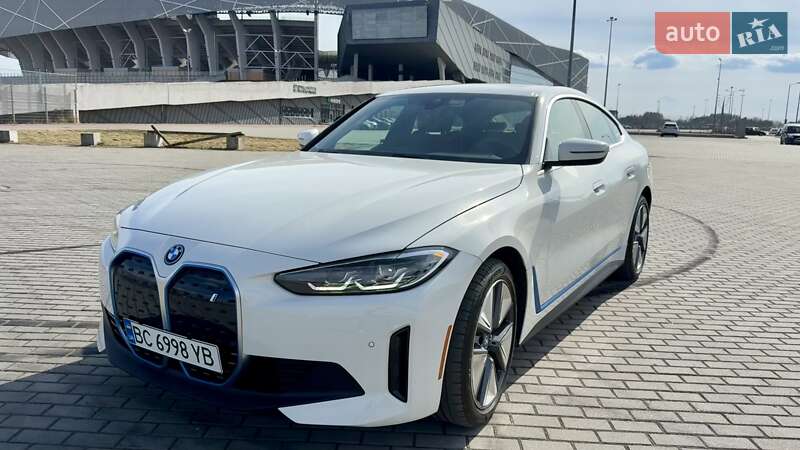Купе BMW i4