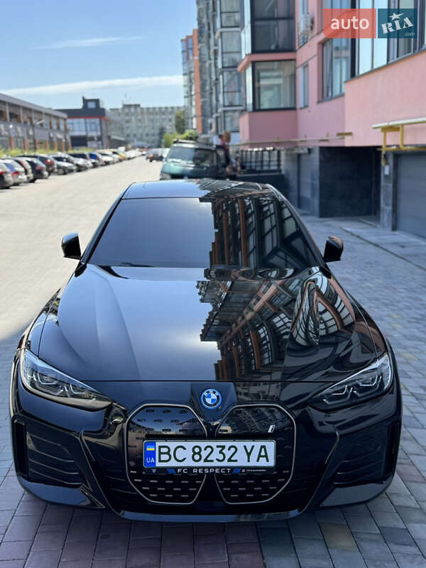BMW i4