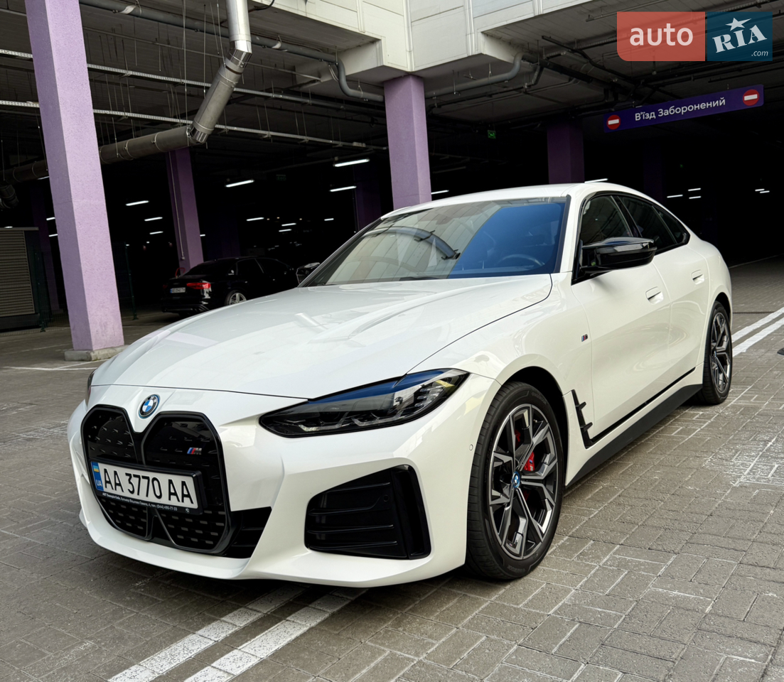 2023 BMW i4 - фото 1