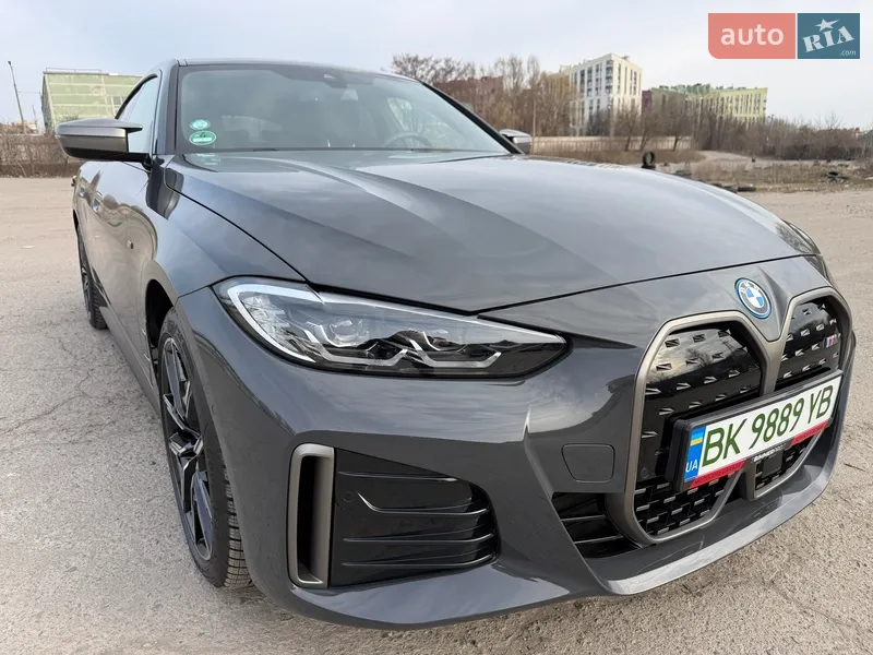 BMW i4