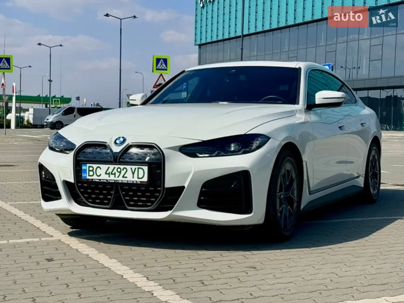BMW i4
