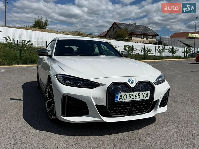 BMW i4
