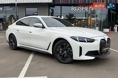 BMW i4 2024