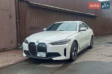 BMW i4  2023