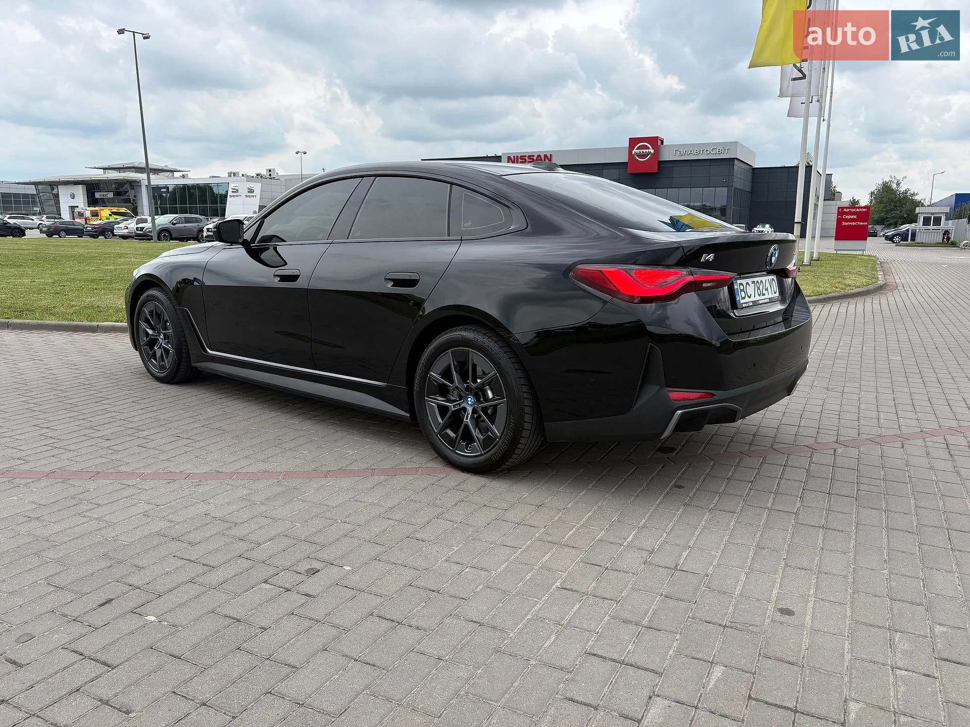 BMW i4 2023 VIN WBY43AW00PFR06130 фото оголошення 5 з 35