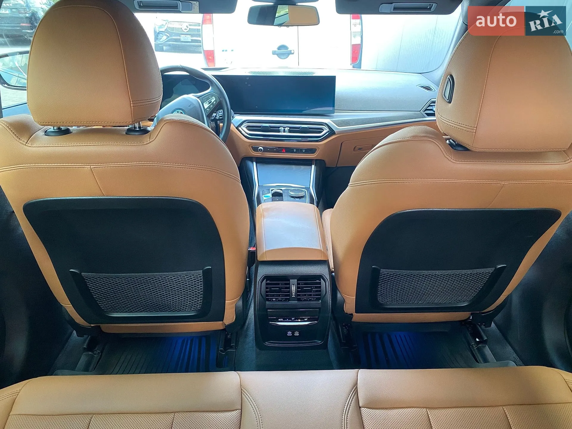 BMW i4 2023 VIN WBY43AW00PFR06130 фото оголошення 14 з 35