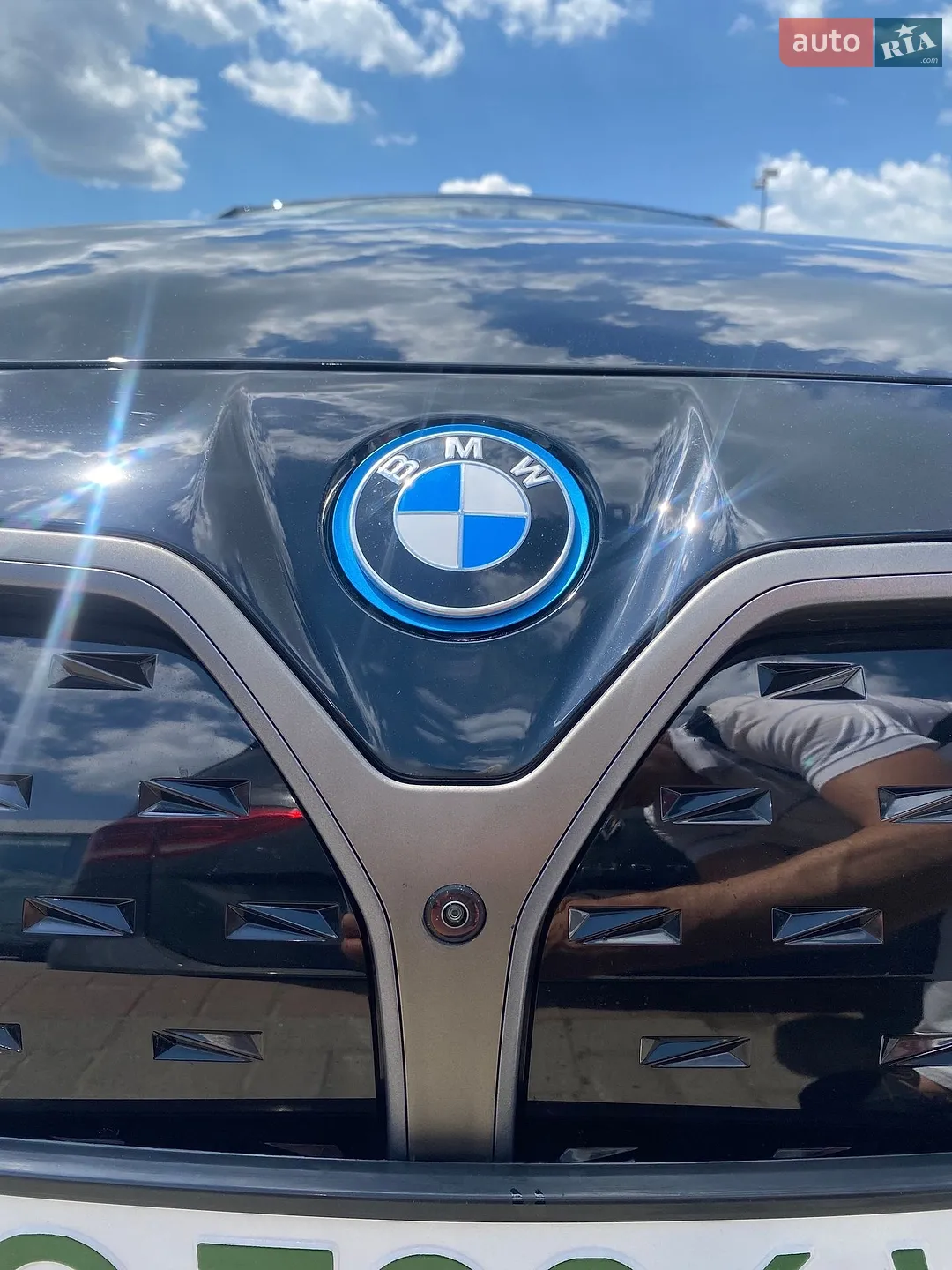 BMW i4 2023 VIN WBY43AW00PFR06130 фото оголошення 32 з 35