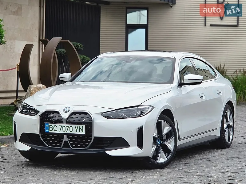 BMW i4