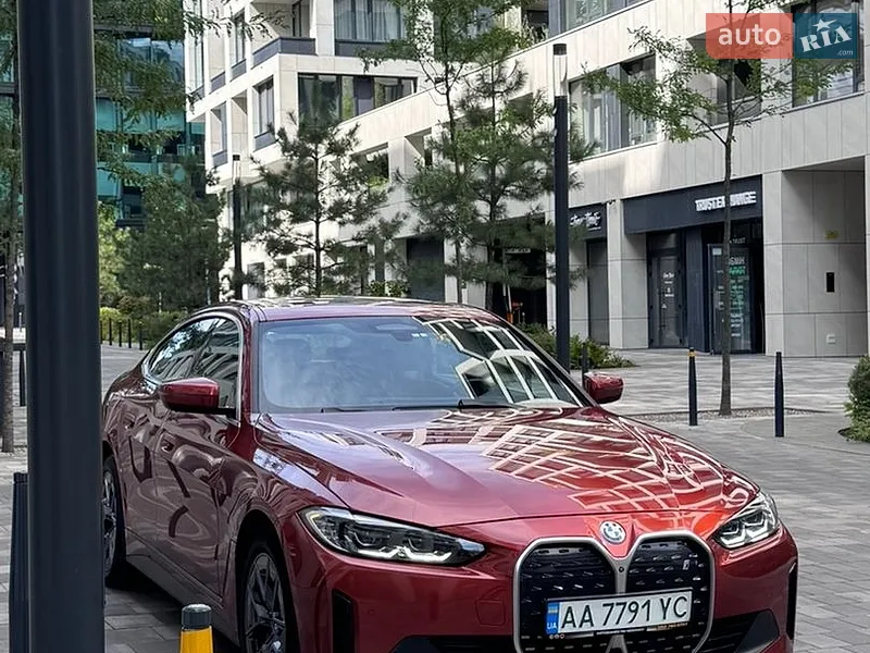 BMW i4