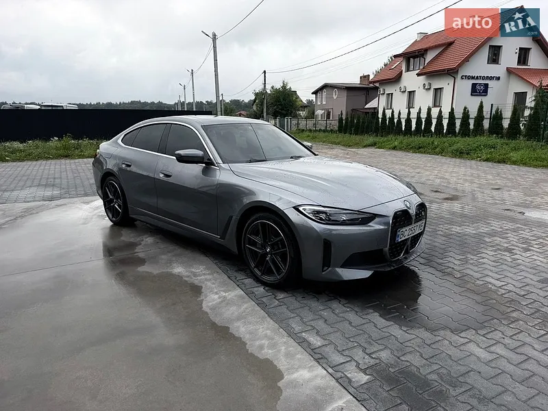 BMW i4