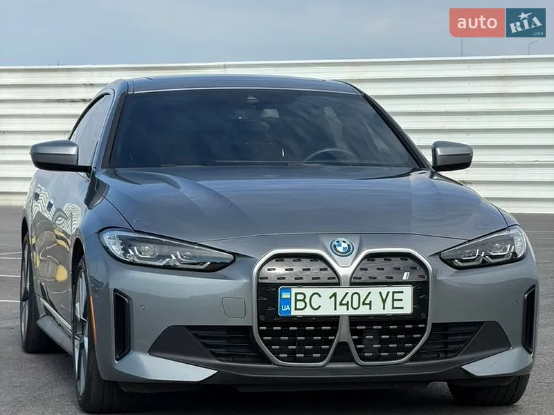 BMW i4