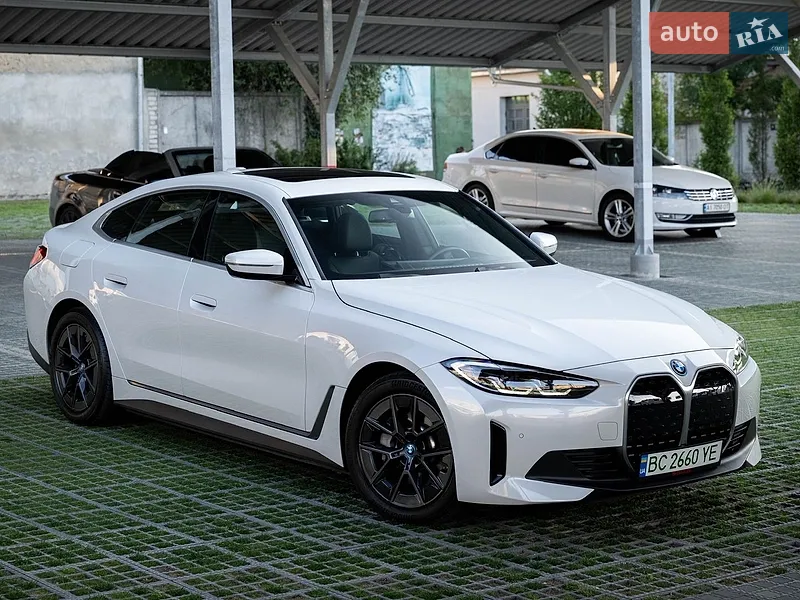 BMW i4