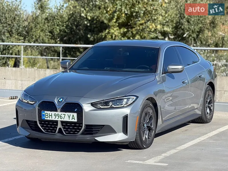BMW i4 2023