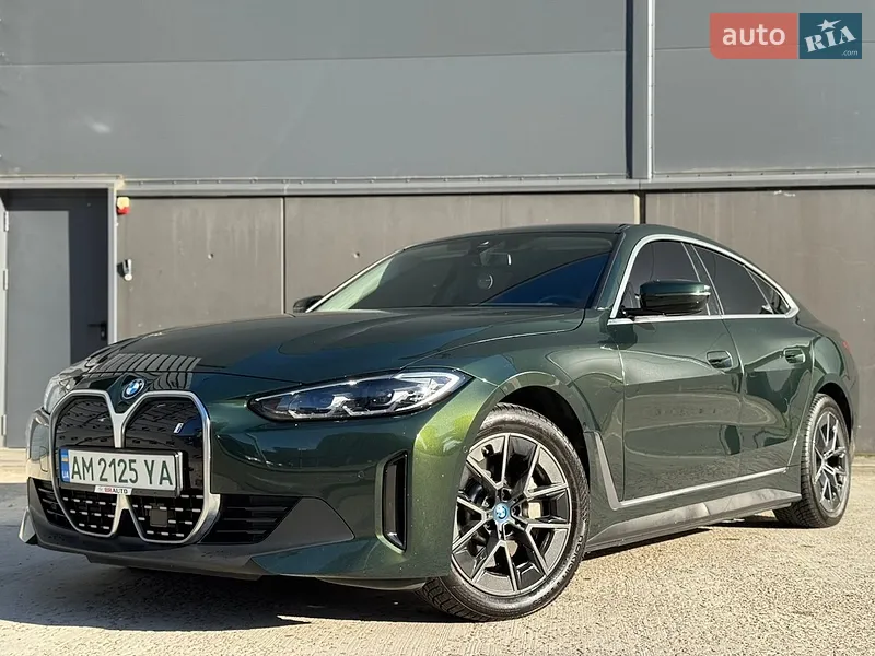BMW i4