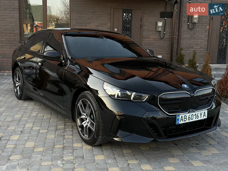 BMW i5