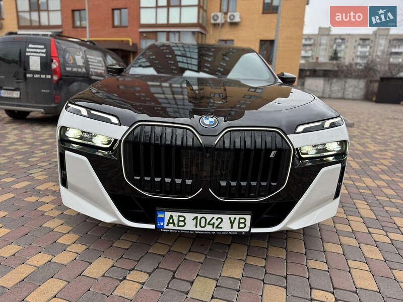 Легковые BMW i7
