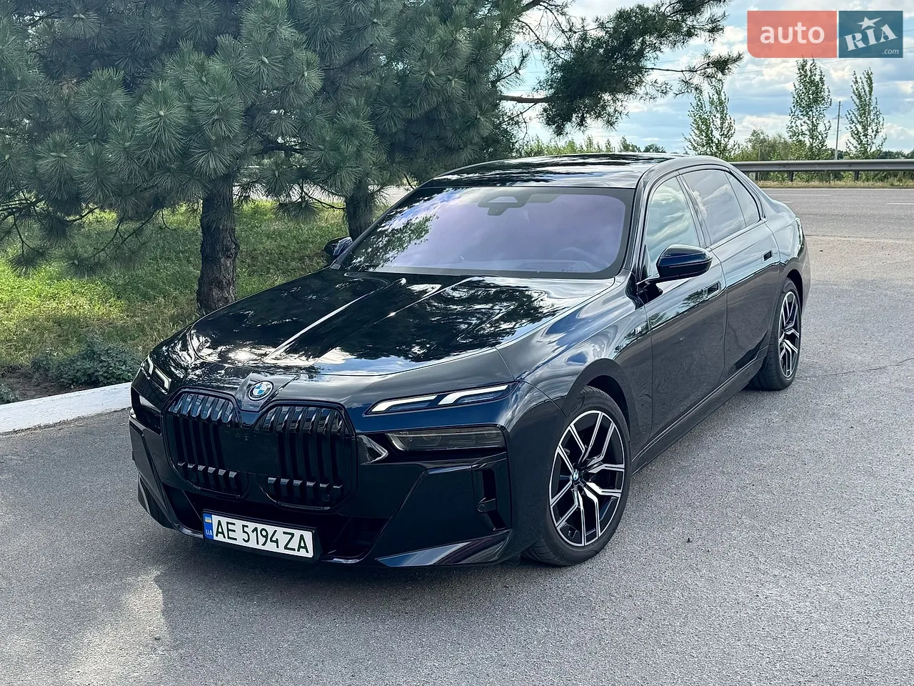 2023 BMW i7 - фото 1