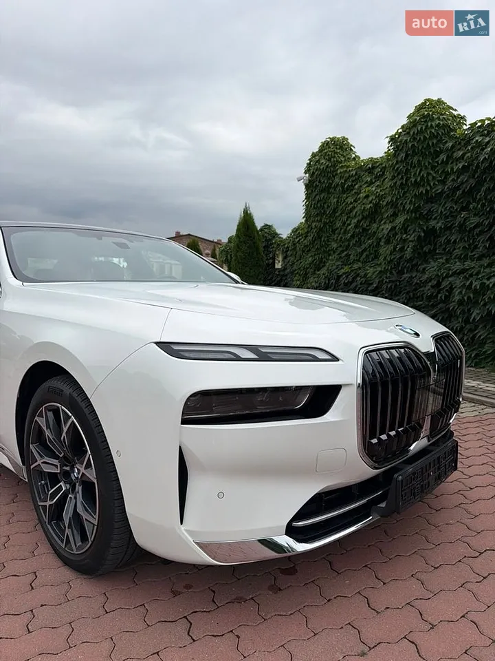 2023 BMW i7 - мініатюра 5