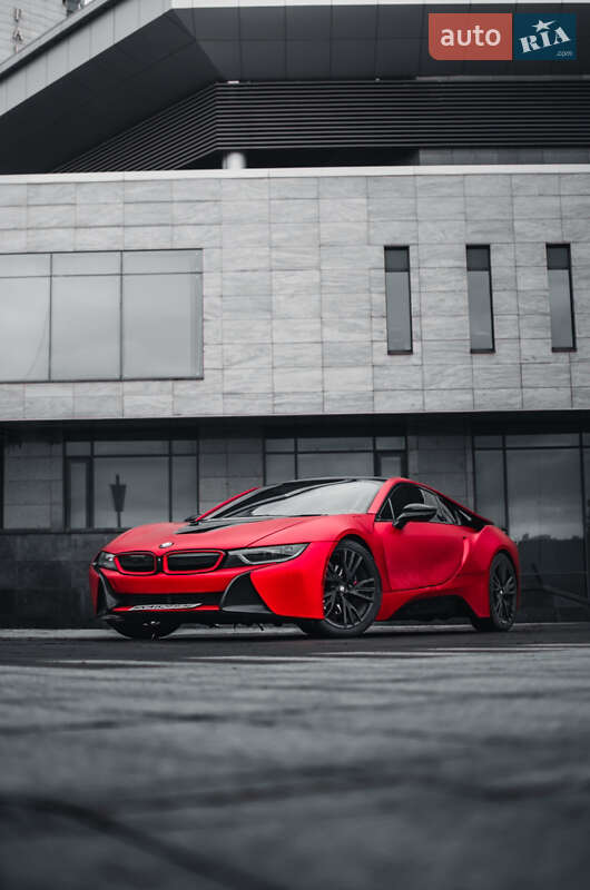 Купе BMW i8