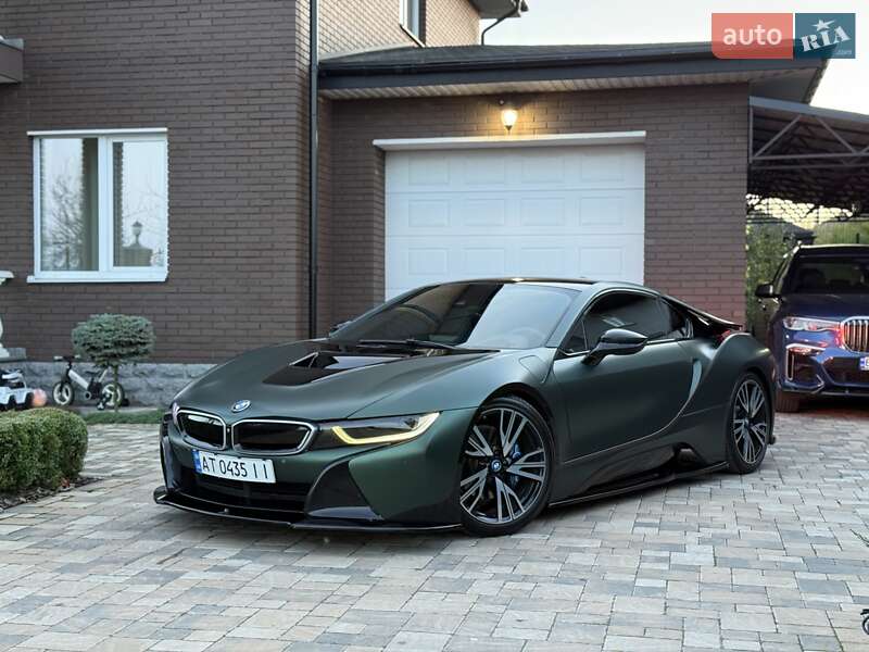 BMW i8