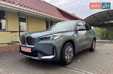 BMW iX1  2024