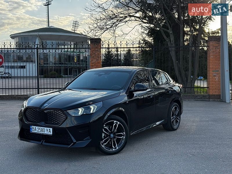 BMW iX2