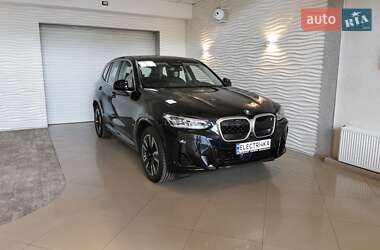 BMW iX3  2023