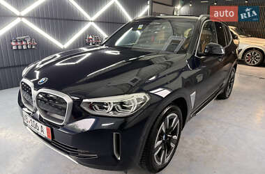 BMW iX3  2021
