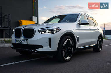 BMW iX3  2021
