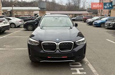 BMW iX3  2021