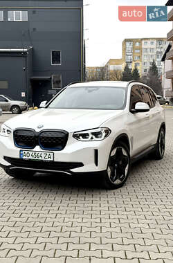 BMW iX3 2021