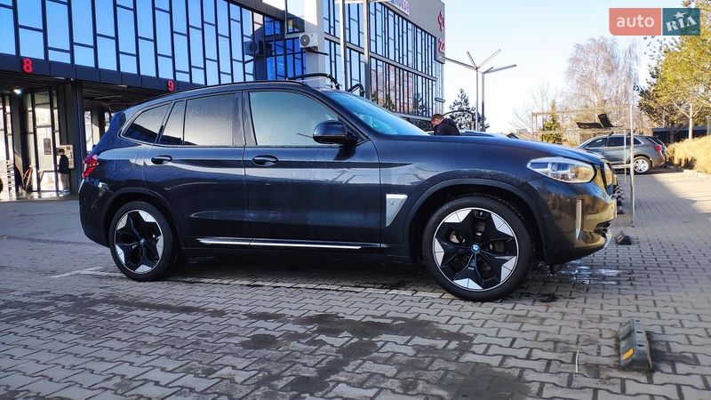 Внедорожник / Кроссовер BMW iX3 2021 в Ровно Внедорожник / Кроссовер BMW iX3 2021 в Ровно