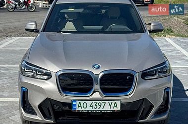 BMW iX3  2023